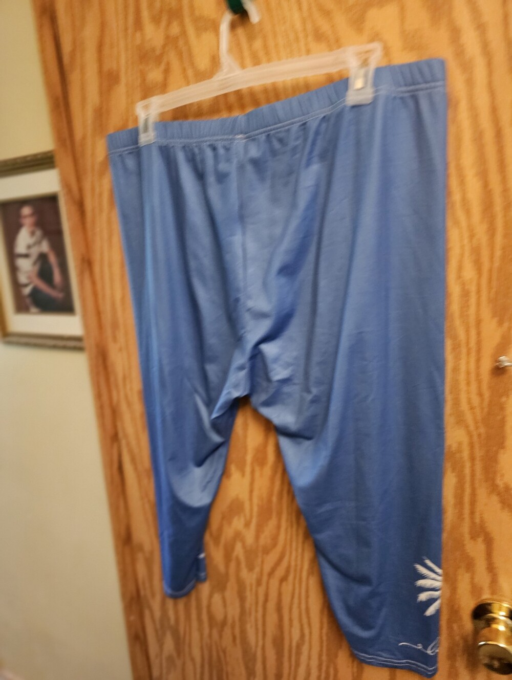 CAPRIS NWOT 4X WOMANS